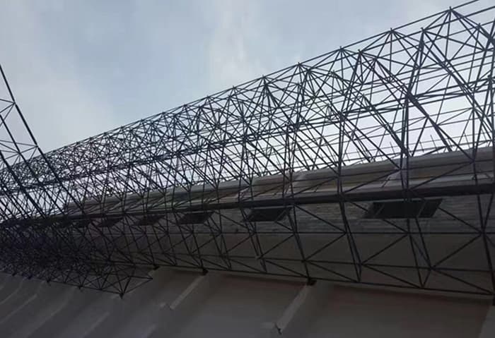 胶州水泥厂网架安装