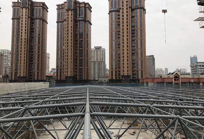 胶州螺栓球网架结构